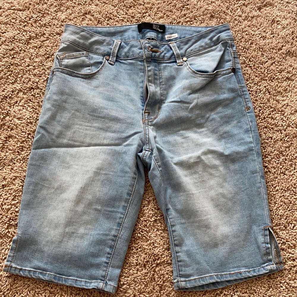 1822 Denim Bermuda Shorts with Side Slit Detail